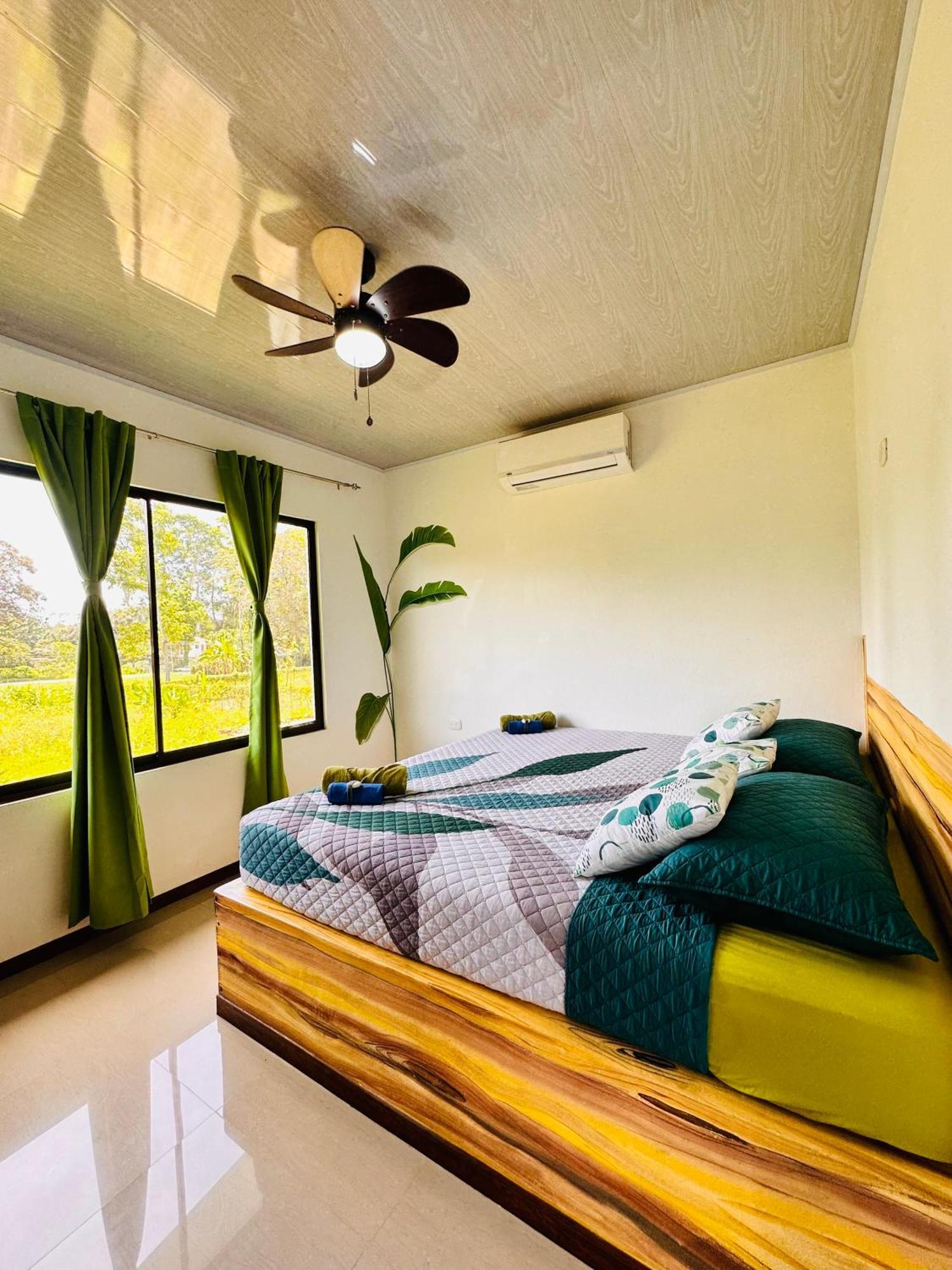 Oso Perezoso Pool Villa Puerto Viejo de Talamanca Екстериор снимка